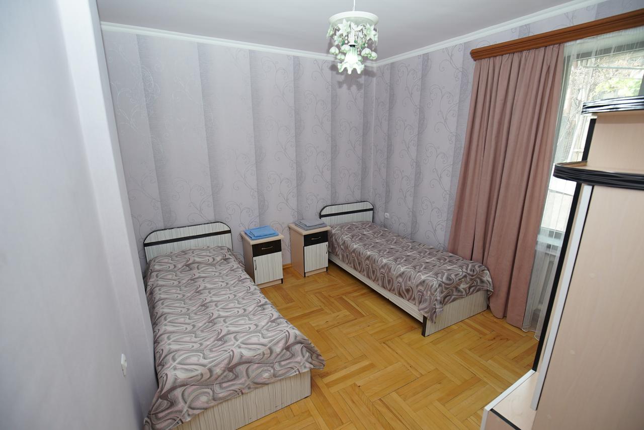 Nice House In The Heart Of The City Erevan Exterior foto